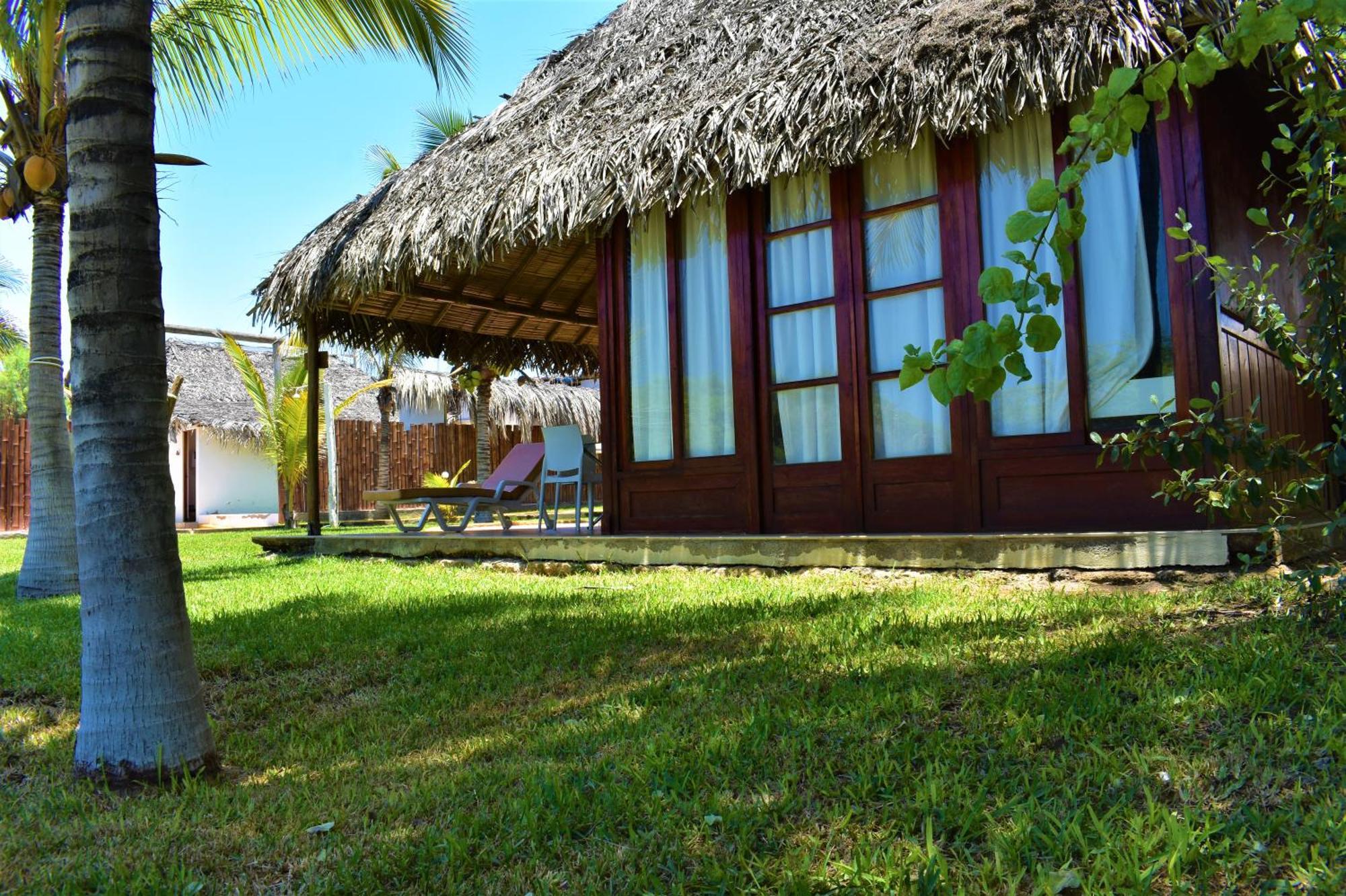 Vichayito Bungalows & Carpas By Aranwa Hotels Экстерьер фото